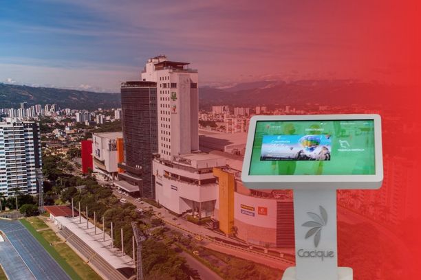 Kiosco interactivo de orientación digital de ViaDirect en Cacique Centro Comercial en Bucaramanga